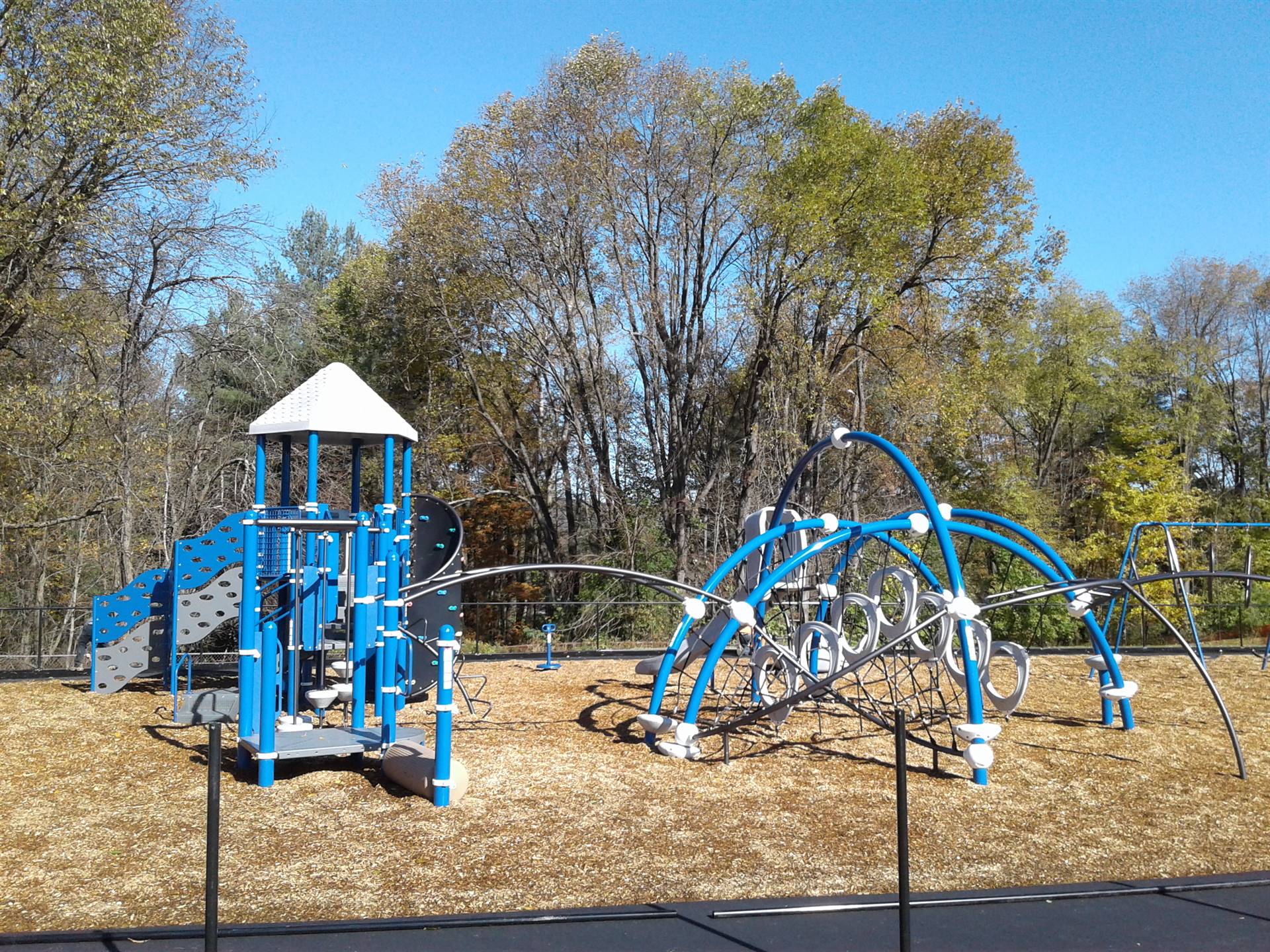 New Greenlawn Playground - Spiderweb