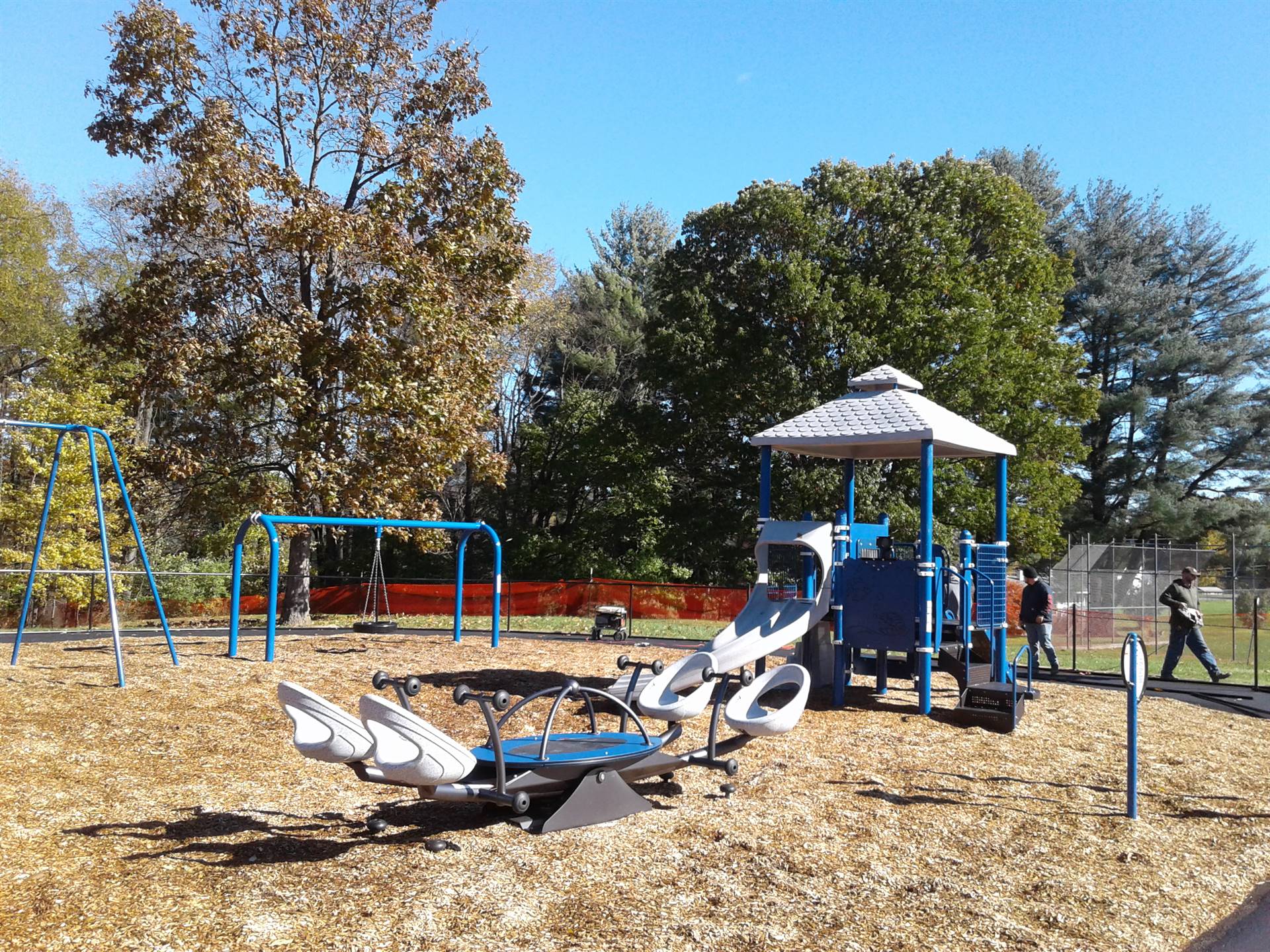 New Greenlawn Playground - Climbing apparatus