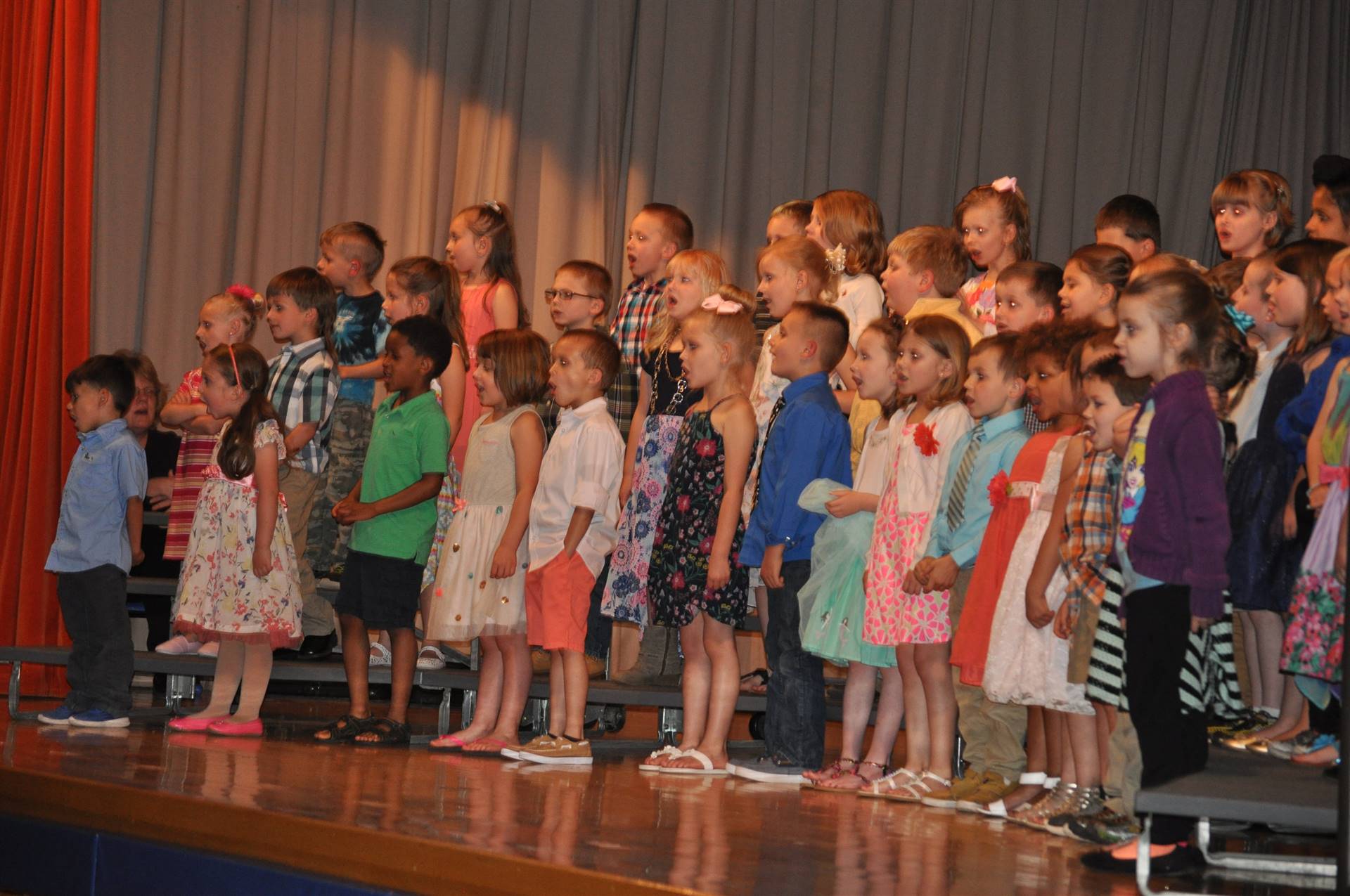 kindergarten students singing at 2018 spring concert
