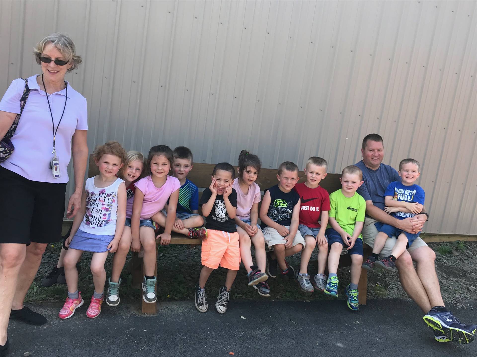 Pre K students resting in shade at Animal Adventure