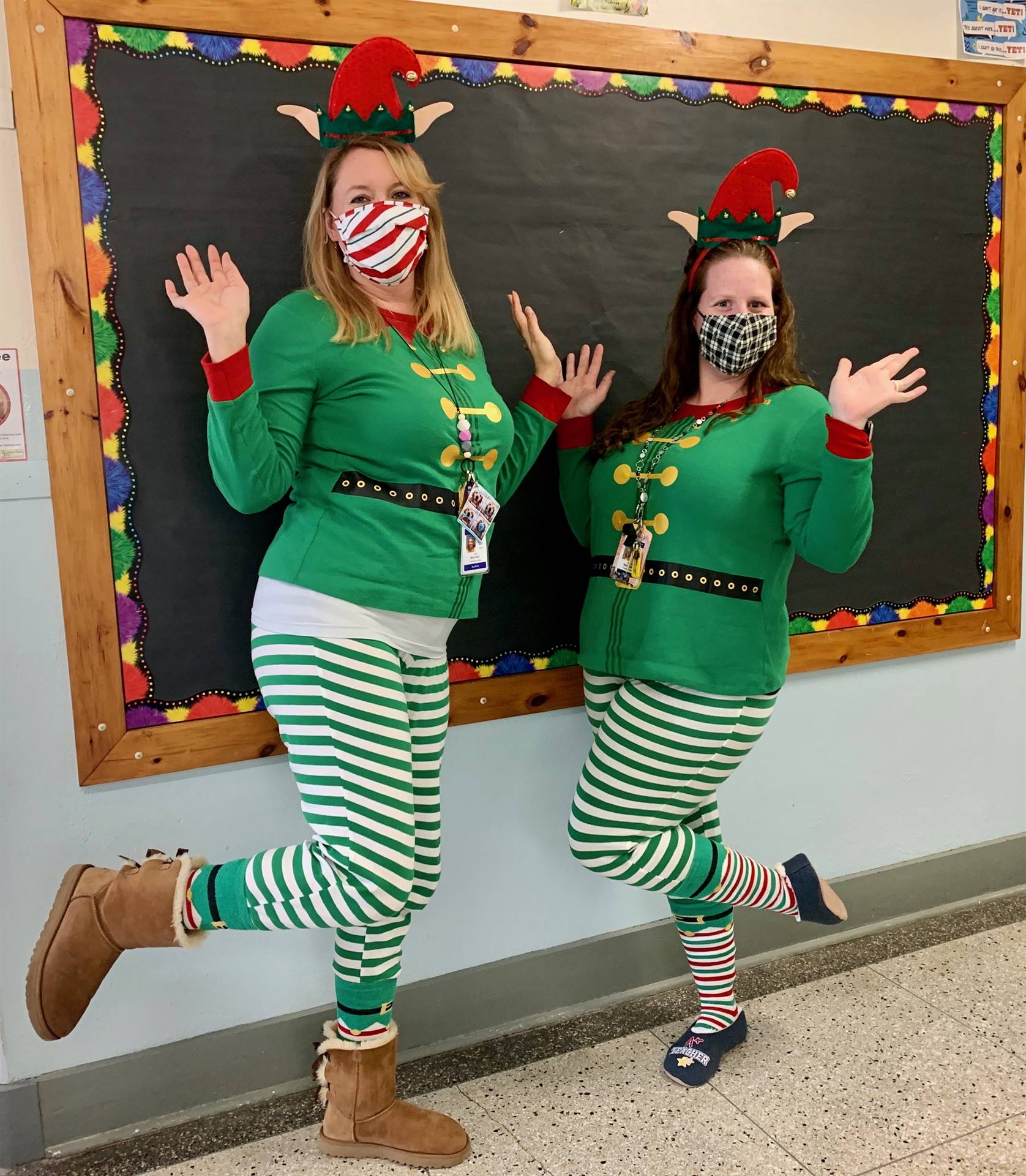2 Elves being silly.