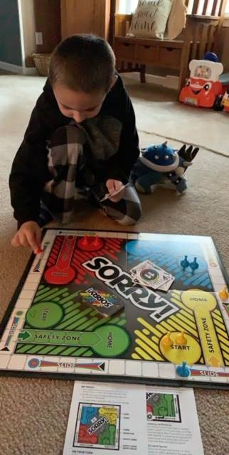 student playing SORRY