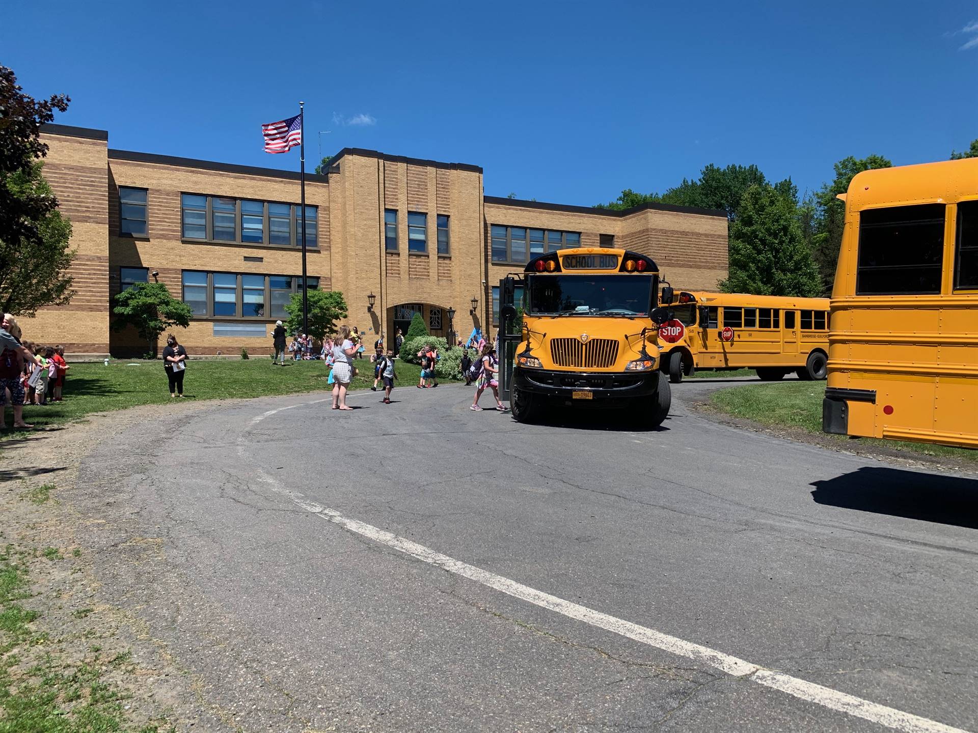 buses drive in circle.