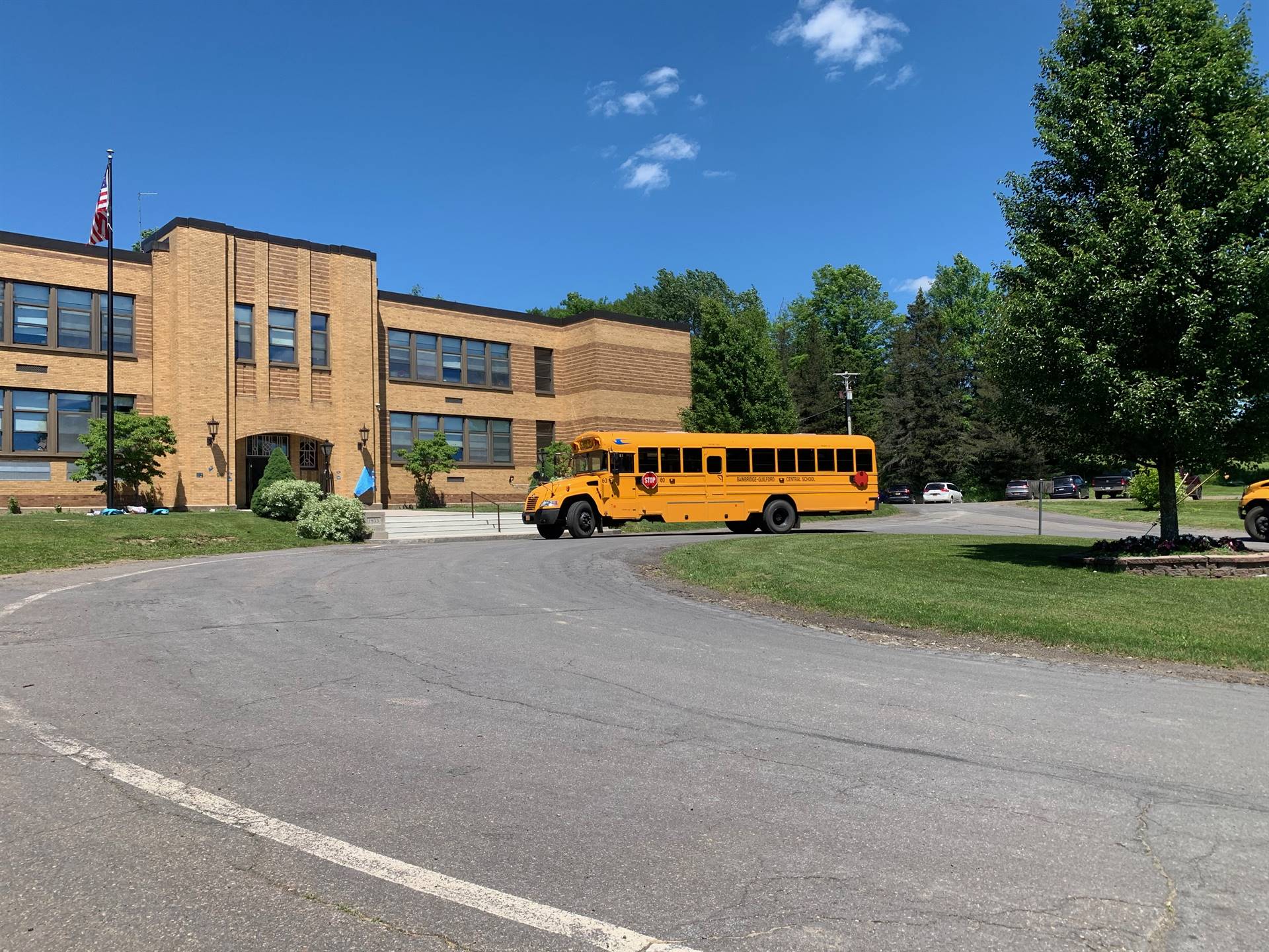 buses drive around circle